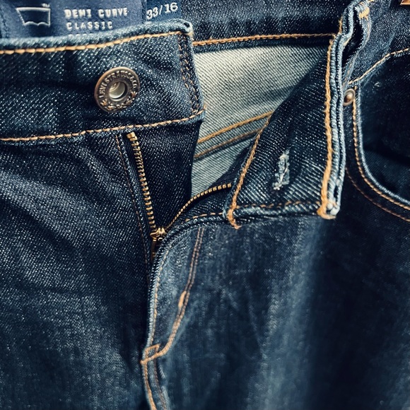 Levi’s Demi Curve Classic Boot Cut | Size 16 - Picture 6 of 13